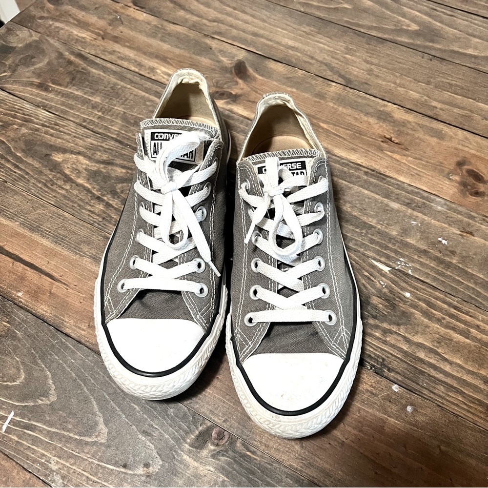 Gray Converse Chuck Taylor Shoes